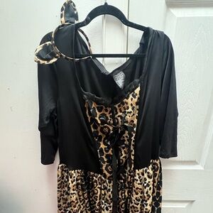 LEG AVENUE PLUS SIZE KITTY